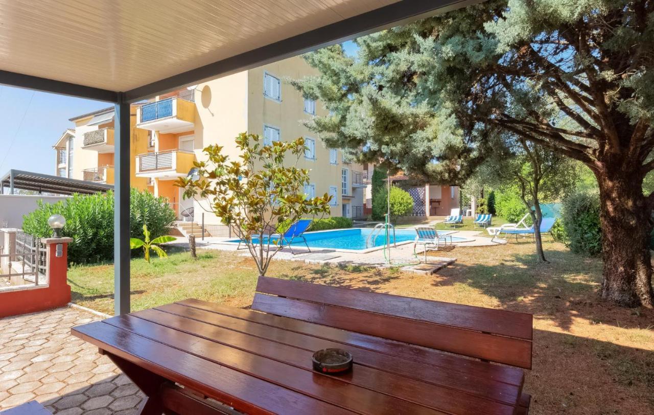 Branko B4 Apartment Porec Bagian luar foto
